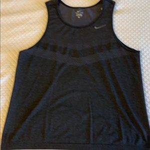 Nike tank drift